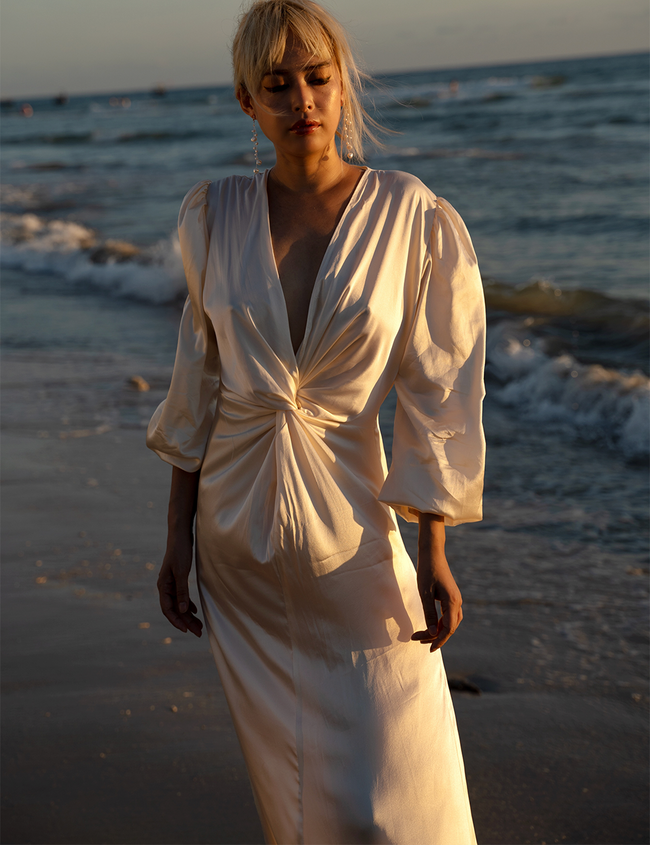 100% Mulberry Silk Jayda Dress Gown Champage White Hover Image