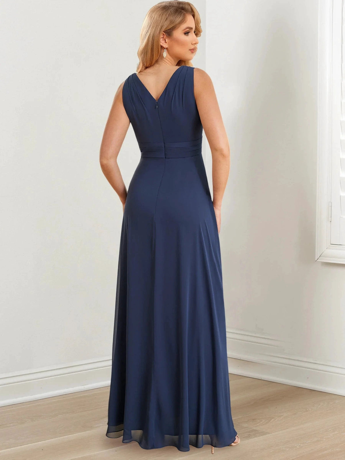 A-Line/Princess V-Neck Floor-Length Mother of the Bride Dresses (ZD10997)