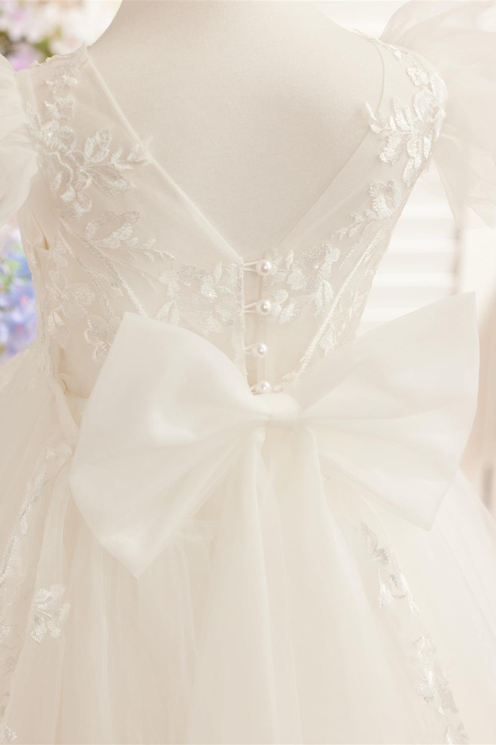 Detachable  Lace Tulle Sweep Train Flower Girl Dress
