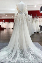 Robes de mariée ivoire en tulle, coupe trapèze, manches longues, appliques en dentelle, dos ouvert