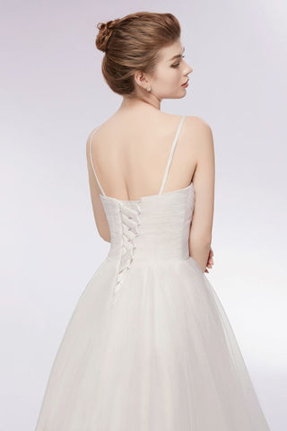 Vestidos de novia color marfil con escote en forma de corazón, corte A, corte alto-bajo, tul espagueti y volantes