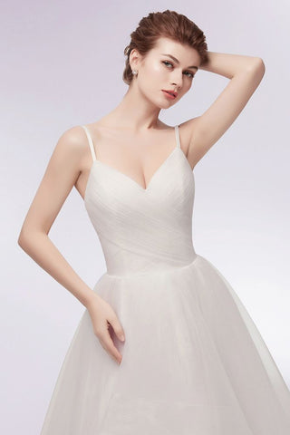 Vestidos de novia color marfil con escote en forma de corazón, corte A, corte alto-bajo, tul espagueti y volantes