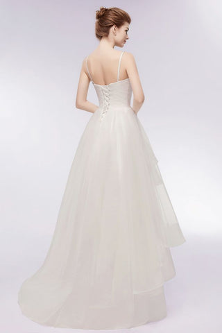 Vestidos de novia color marfil con escote en forma de corazón, corte A, corte alto-bajo, tul espagueti y volantes