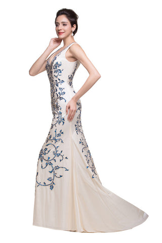 Vestidos formales de sirena con escote en V y apliques hasta el suelo en color marfil