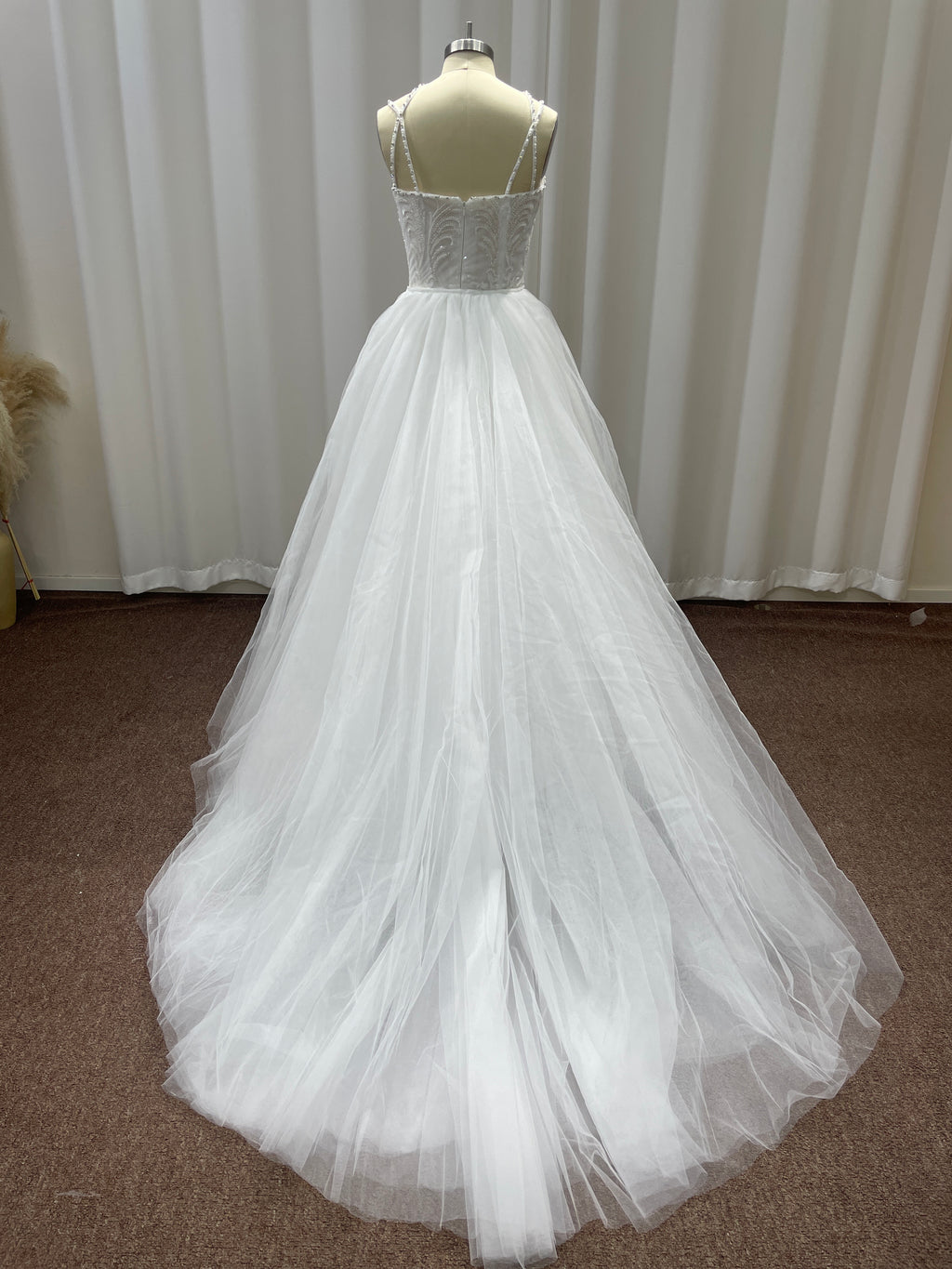 Heavy Mermaid Wedding Dress V-neck Spaghetti Strap Long With Beadings (ZD17406)