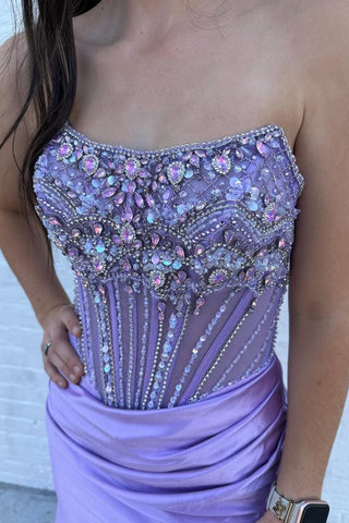 Lila | Trägerloses Meerjungfrau-Ballkleid aus Satin mit Perlen und Schlitz