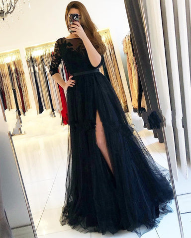 Vestido de fiesta negro largo de tul con encaje y abertura frontal en forma de A con mangas