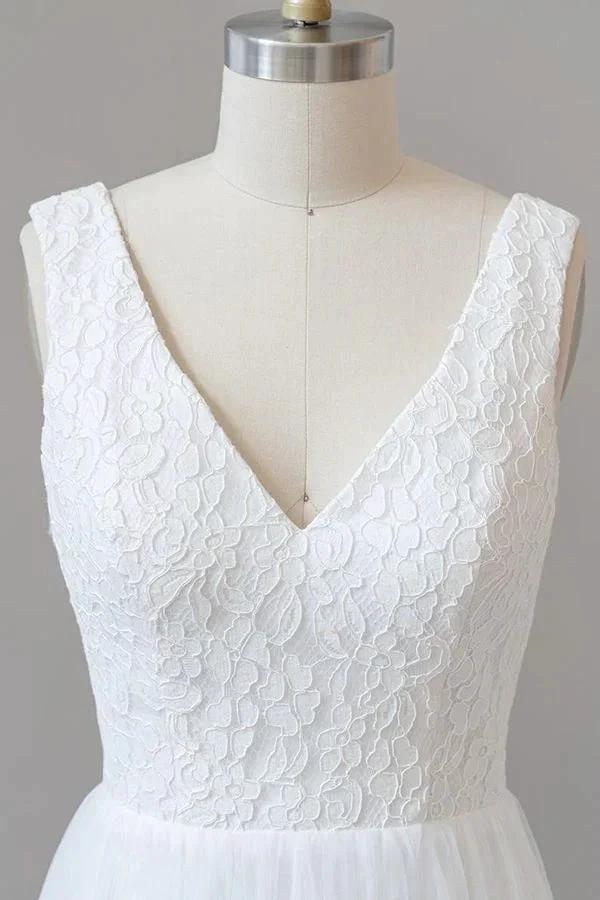 Long A-line Open Back V-neck Lace Tulle Wedding Dress by BIZTUNNEL