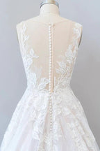 Long A-line Sweetheart Appliques Lace Tulle Wedding Dress by BIZTUNNEL