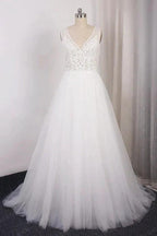 Long A-line V-neck Appliques Lace Tulle Wedding Dress by BIZTUNNEL