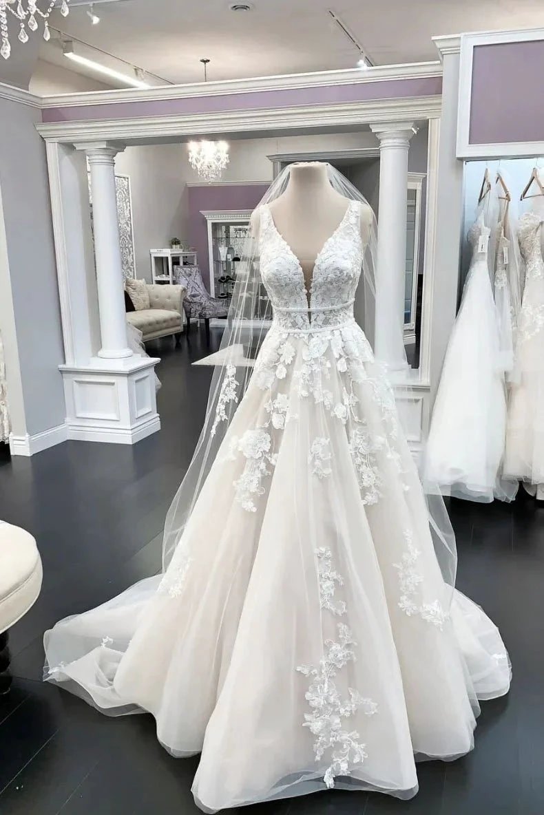 Long A-line V-neck Tulle Appliques Lace Wedding Dress by BIZTUNNEL