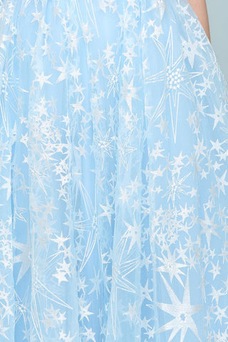Langes Ballkleid mit Applikationen aus Tüll in A-Linie und Flügelärmeln