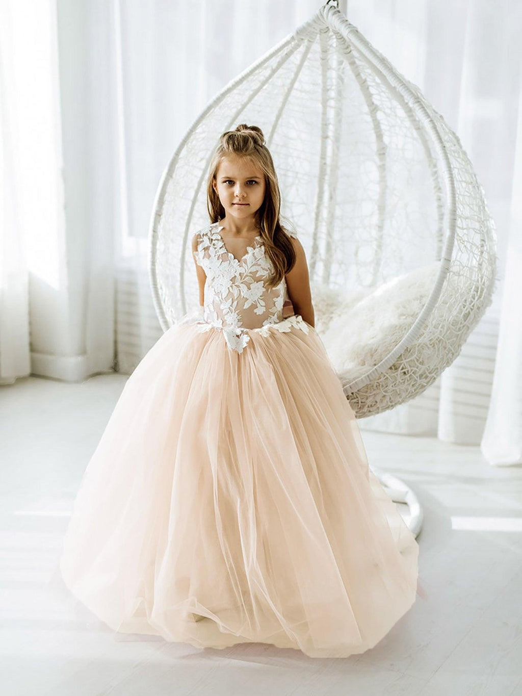 Long Ball Gown Tulle Lace Sleeveless Flower Girl Dress with Bow - photo 2