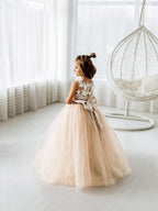 Long Ball Gown Tulle Lace Sleeveless Flower Girl Dress with Bow - photo 4
