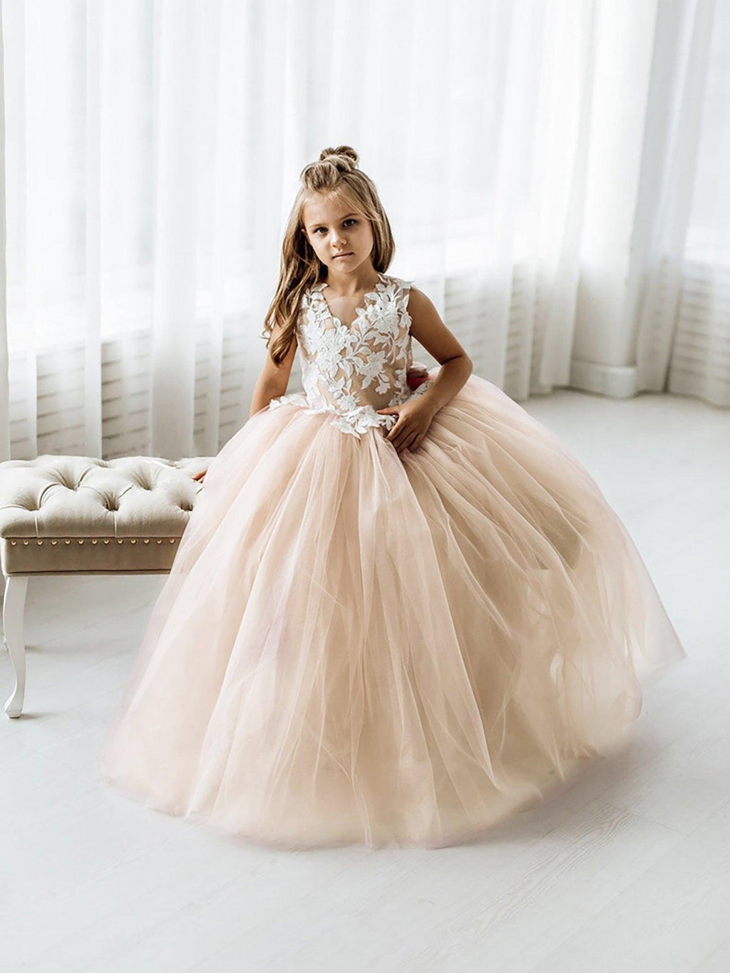 Long Ball Gown Tulle Lace Sleeveless Flower Girl Dress with Bow - photo 6