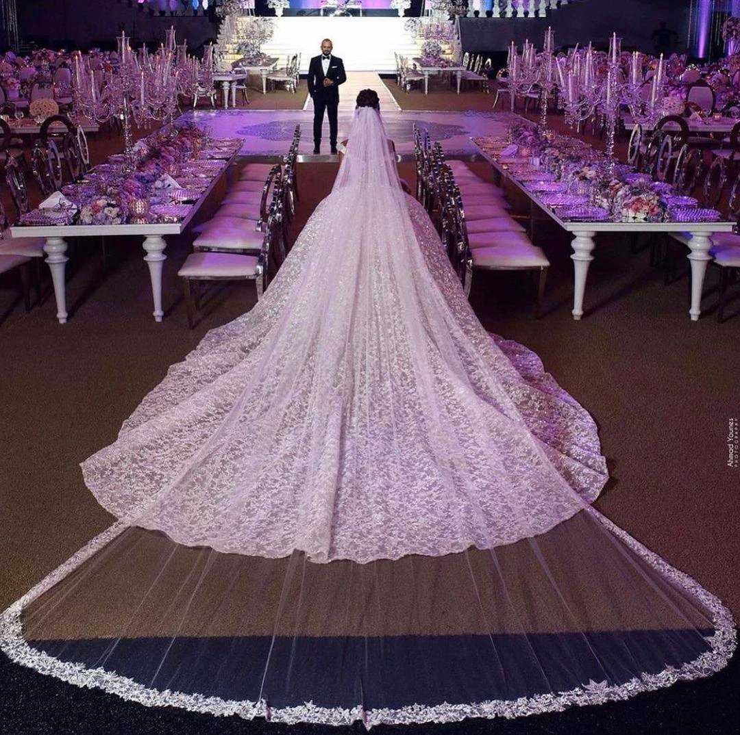 Long Princess Off-the-shoulder Lace Wedding Dress by BIZTUNNEL
