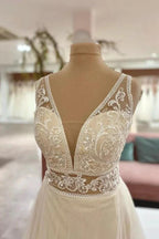 Long Sweetheart A-Line Tulle Appliques Lace Wedding Dress by BIZTUNNEL