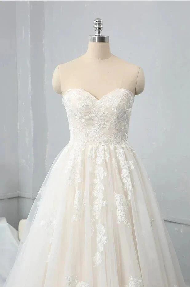 Long Sweetheart Backless Appliques Lace Tulle A-Line Wedding Dress by BIZTUNNEL
