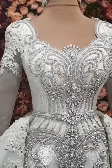 Luxurious A-line Long Sleeves Beading Wedding Dress With Train