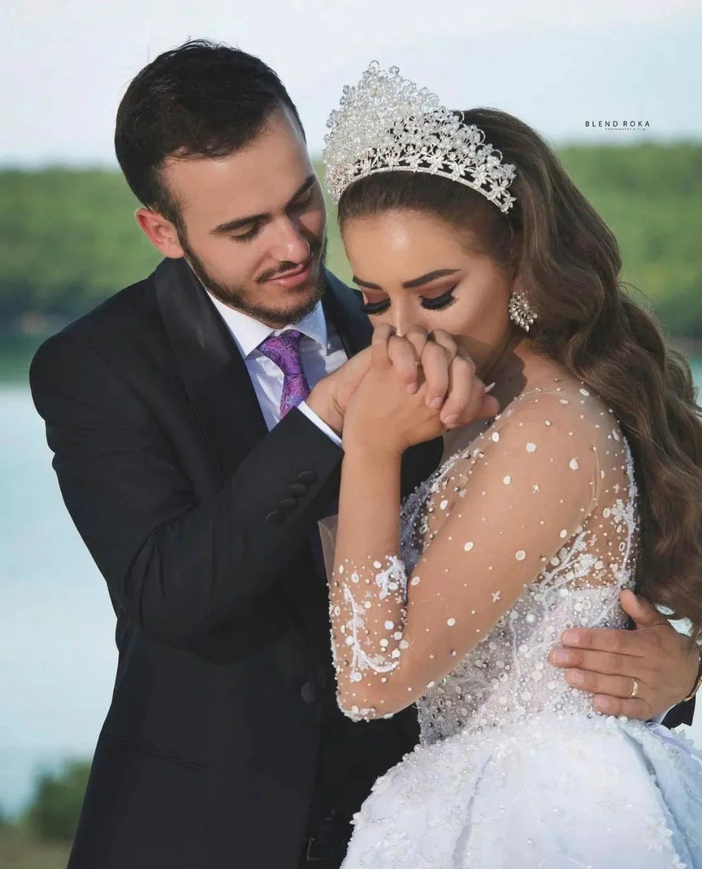 Luxury Long Ball Gown Sweeteart Beads Glitter Wedding Dress with Sleeves by BIZTUNNEL