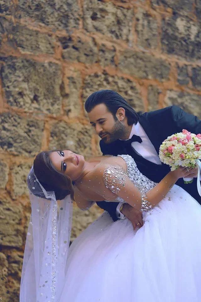 Luxury Long Ball Gown Sweetheart Crystals Beading Wedding Dresses with Sleeves by BIZTUNNEL