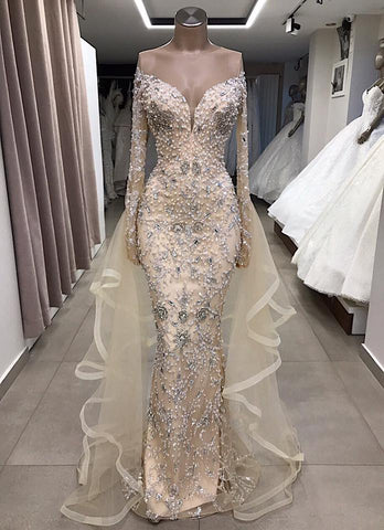 Vestido de fiesta largo de sirena de lujo con hombros descubiertos y mangas