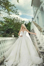 Luxury Long Sweetheart A-Line Sleeveless Wedding Dresses With Lace by misshow.com