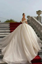 Luxury Princess Long A-line Off-the-shoulder Lace Wedding Dresses by misshow.com