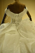 Luxury Sweetheart Lace-up Tulle Ball Gown Wedding Dress with Ruffles by misshow.com