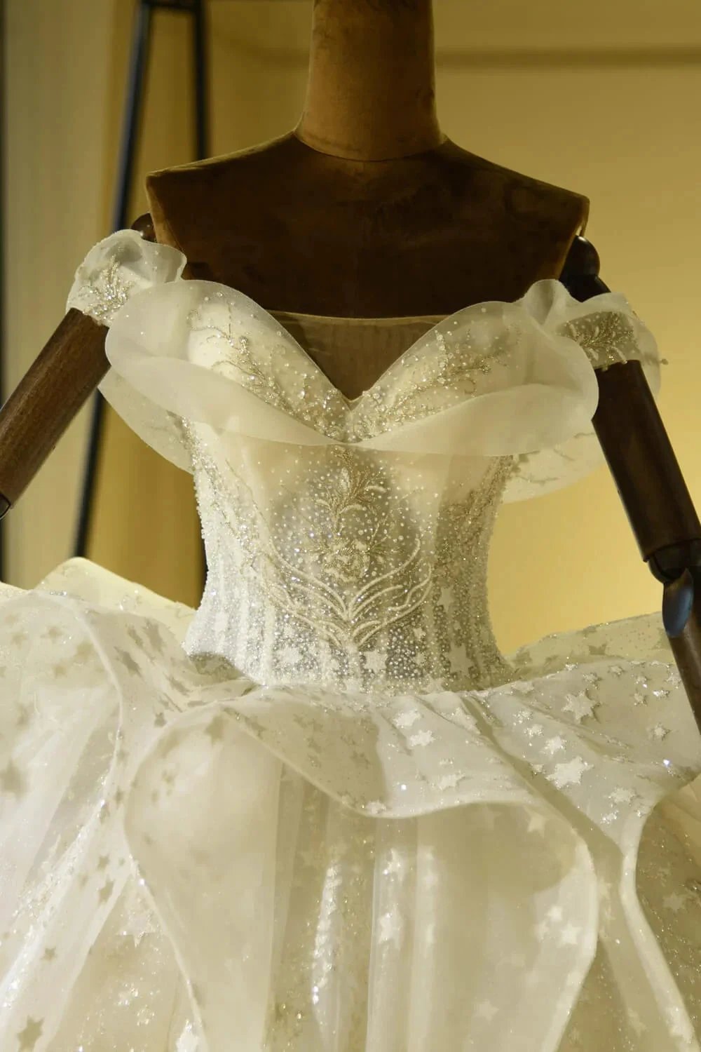 Luxury Sweetheart Lace-up Tulle Ball Gown Wedding Dress with Ruffles by misshow.com