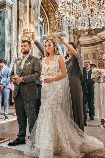 Modern Long Mermaid Sleeveless Appliques Wedding Dresses With Lace by misshow.com