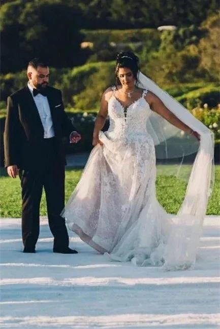 Modern V-neck Sleeveless A-line Wedding Dresses With Lace by misshow.com