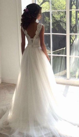 Modest Long A-line Tull Backless Lace Wedding Dress