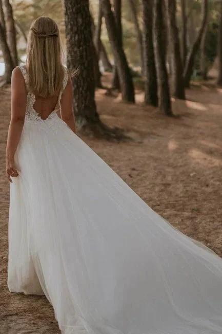 Modest Straps Sleeveless Column Floor-Length Tulle Wedding Dresses with Appliques by misshow.com