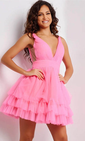 Vestido de cóctel con escote en V pronunciado y bajo con volantes escalonados SYH106