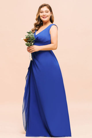 Vestido de dama de honor azul real sin mangas de gasa de talla grande con escote en V y vestido de novia sencillo