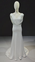 Satin Fold Elegance (ZD16859)