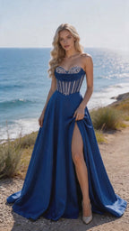 Abito da ballo corsetto senza spalle blu reale   Abito da sera impreziosito da cristalli con spacco