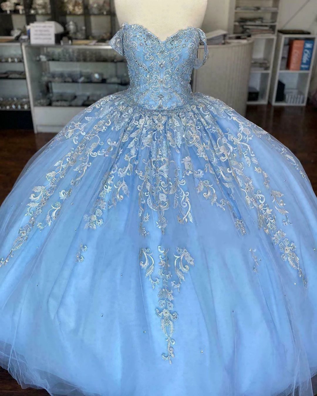 Winter Wonderland Blue Ball Gown Quinceanera Dress Blue Tulle Lace Ball Gown Y674 by simplepromdress
