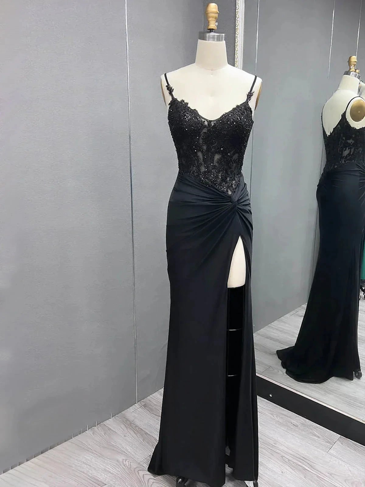 Rafenild | Green V Neck Beading Satin Long Slit Prom Dresses by KissProm