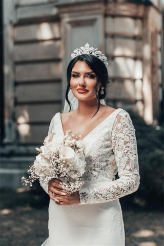 Romantic Backless Long Sleeves Mermaid Wedding Dresses