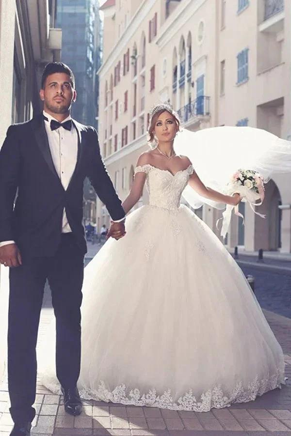 Romantic White Long A-line Off The Shoulder Sweetheart Wedding Dresses With Lace by BIZTUNNEL