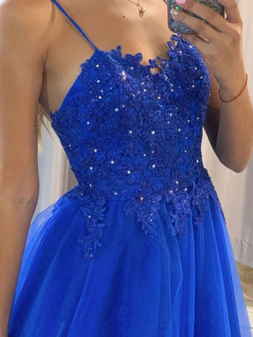Vestidos de fiesta formales de tul con escote en forma de A y encaje en azul real