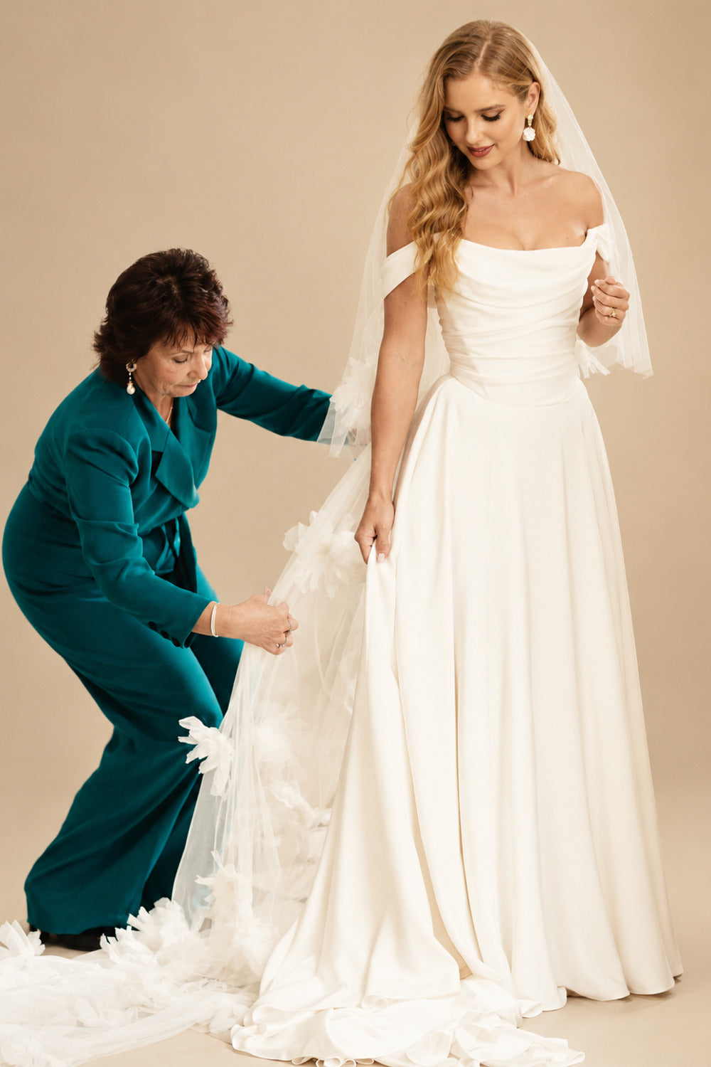 Rutipo Ivory A-Line Off-The-Shoulder Sleeveless Court Train Stretch Satin BRIDE With Ruffle