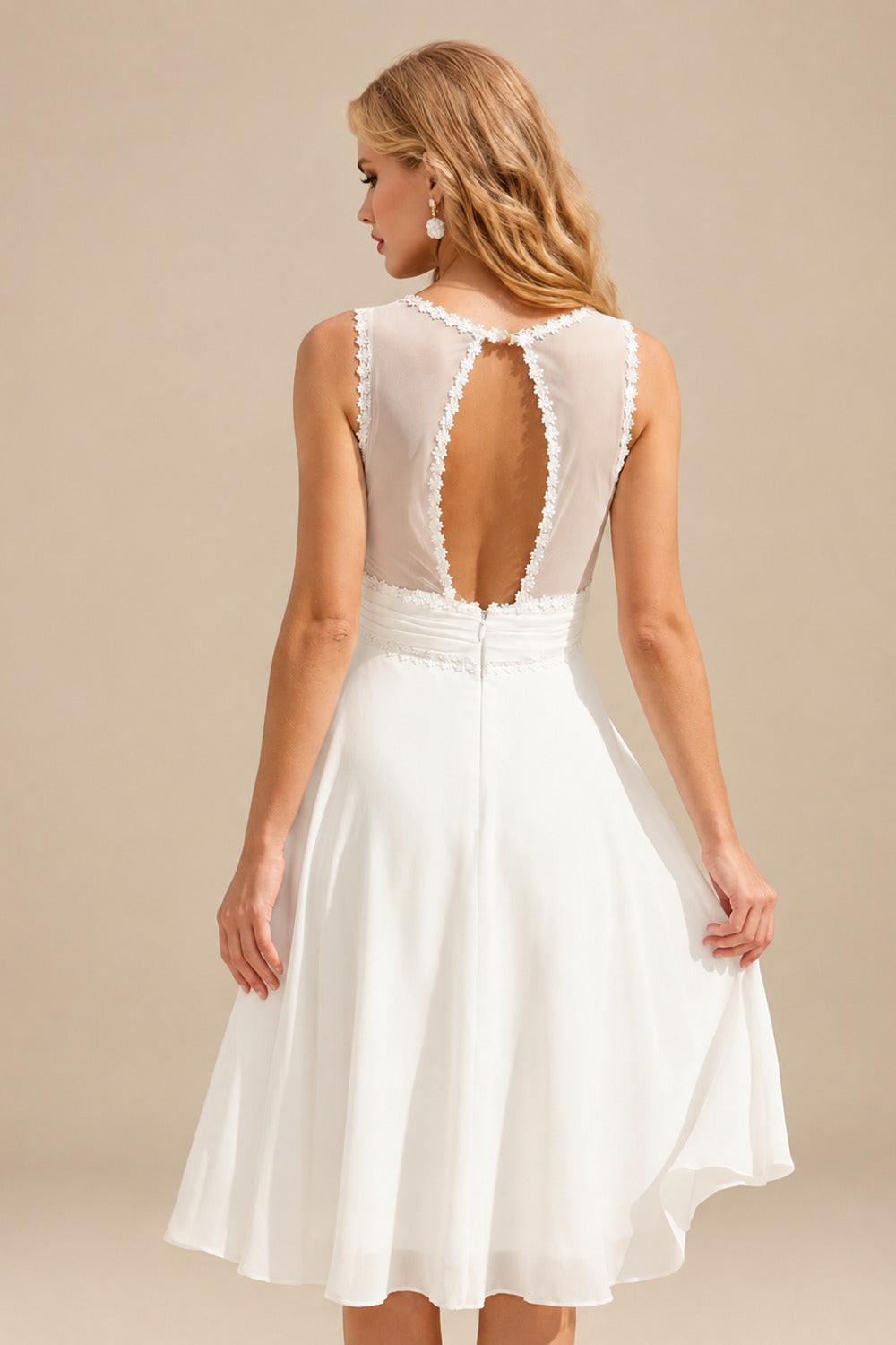 Rutipo Ivory A-Line V-Neck Knee-Length Chiffon Short Wedding Dresses With Back Hole