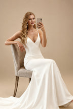 Rutipo Ivory Mermaid V-Neck Sleeveless Court Train Elastic Satin Wedding Dresses