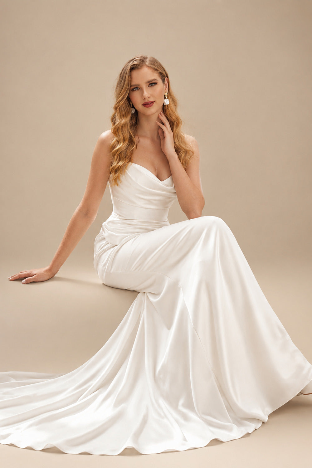 Rutipo Ivory Vintage Trumpet/Mermaid Cowl Neck Silk Like Satin Wedding Dresses