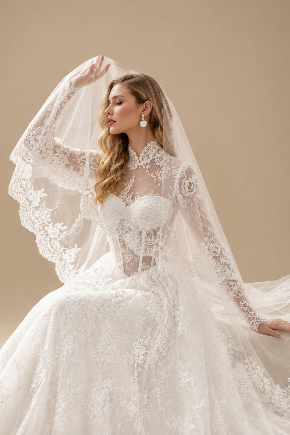 Rutipo White Ball-Gown High Neck Long Sleeves Court Train Lace/Satin Wedding Dresses With Lace