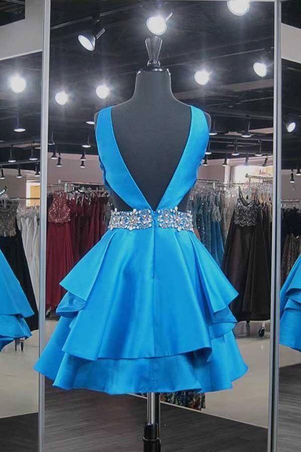 Vestidos Curtos de Regresso a Casa em Cetim Azul com Decote em V e Contas PD042