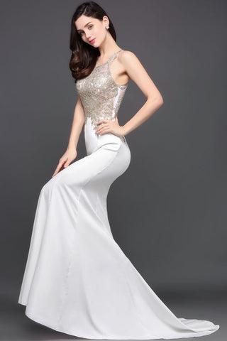 Vestido de fiesta de sirena con apliques de gasa y escote redondo